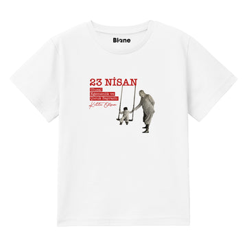 23 Nisan Atatürk ve Çocuk - Çocuk T-Shirt