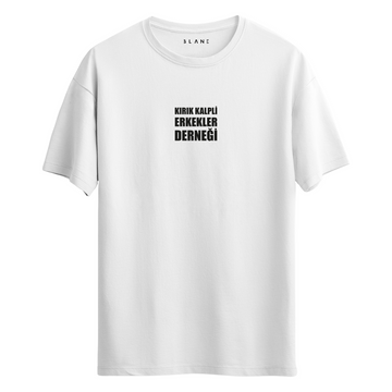 Kırık Kalpli Erkekler Derneği - T-Shirt
