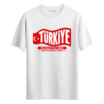 Tek Millet Tek Yürek - Regular T-Shirt